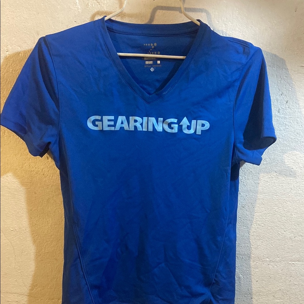 ZORREL Blue V-Neck ATHLETIC TOP with Gearing Up Logo SIZE LARGE